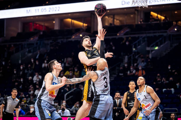 他们不仅面 他们不仅面