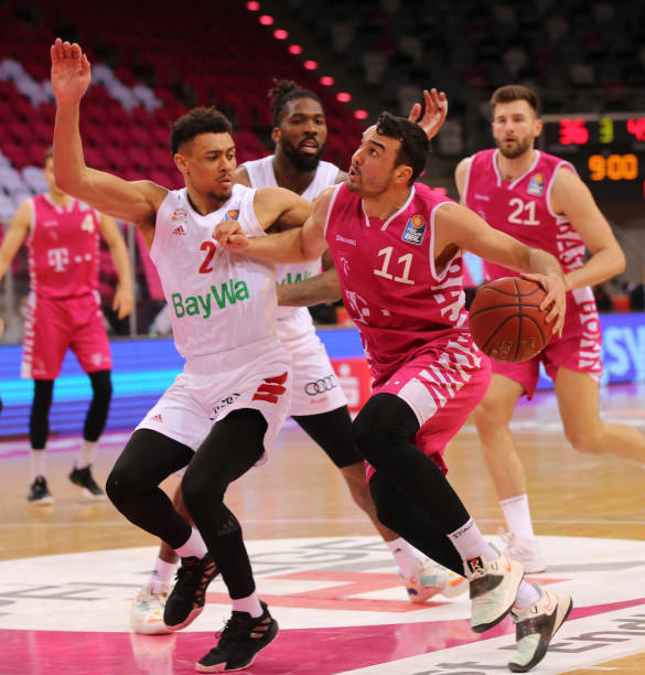 队对他的长 队对他的长